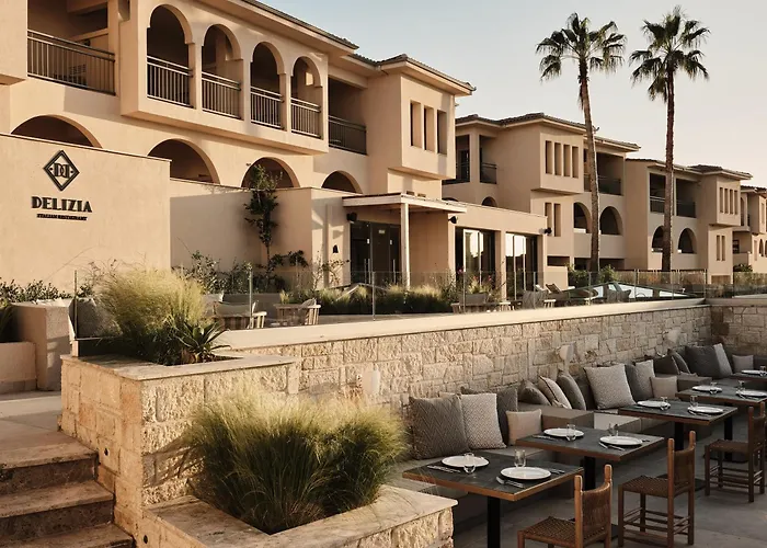 Cora Hotel & Spa